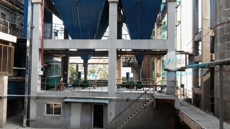 यूके, बर्मिंगहैम में कार्बन ब्लैक नेगेटिव प्रेशर बल्क पनीमैटिक कंट्रीक्शन केस
